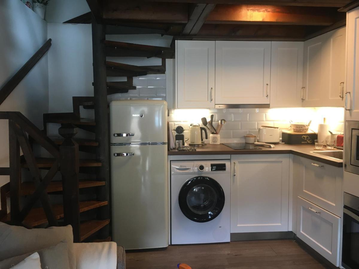 La Casita De Olivia Espinaredo *