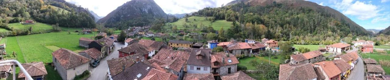 La Casita De Olivia Espinaredo * La Villa