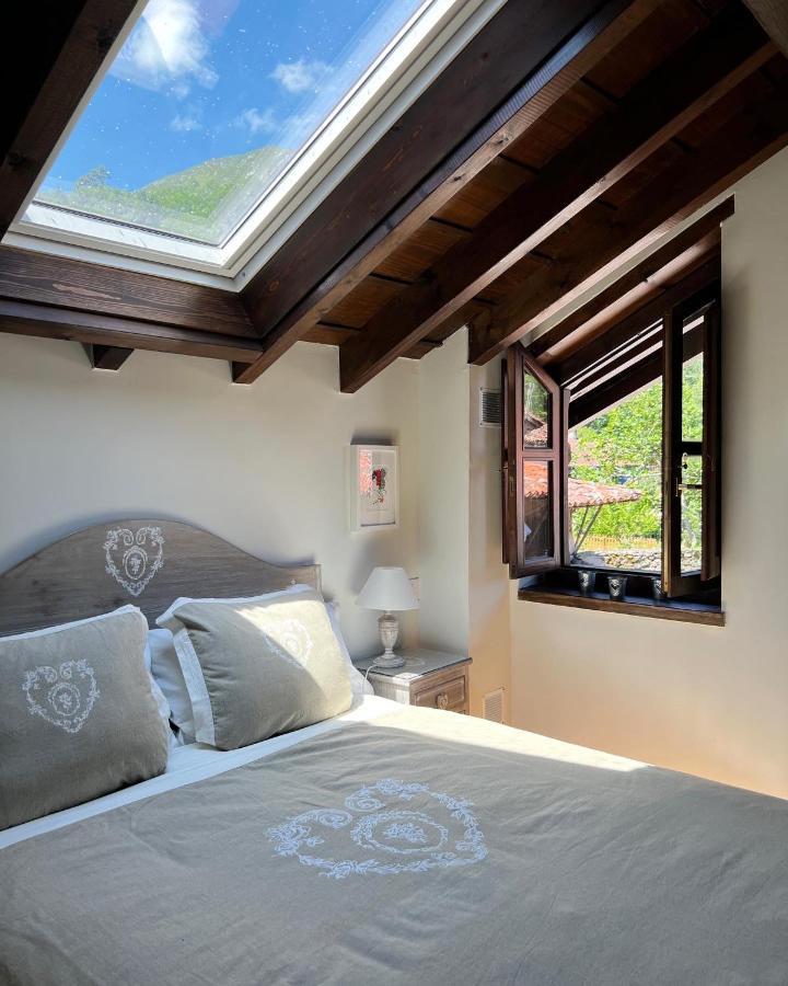 La Casita De Olivia Espinaredo * La Villa